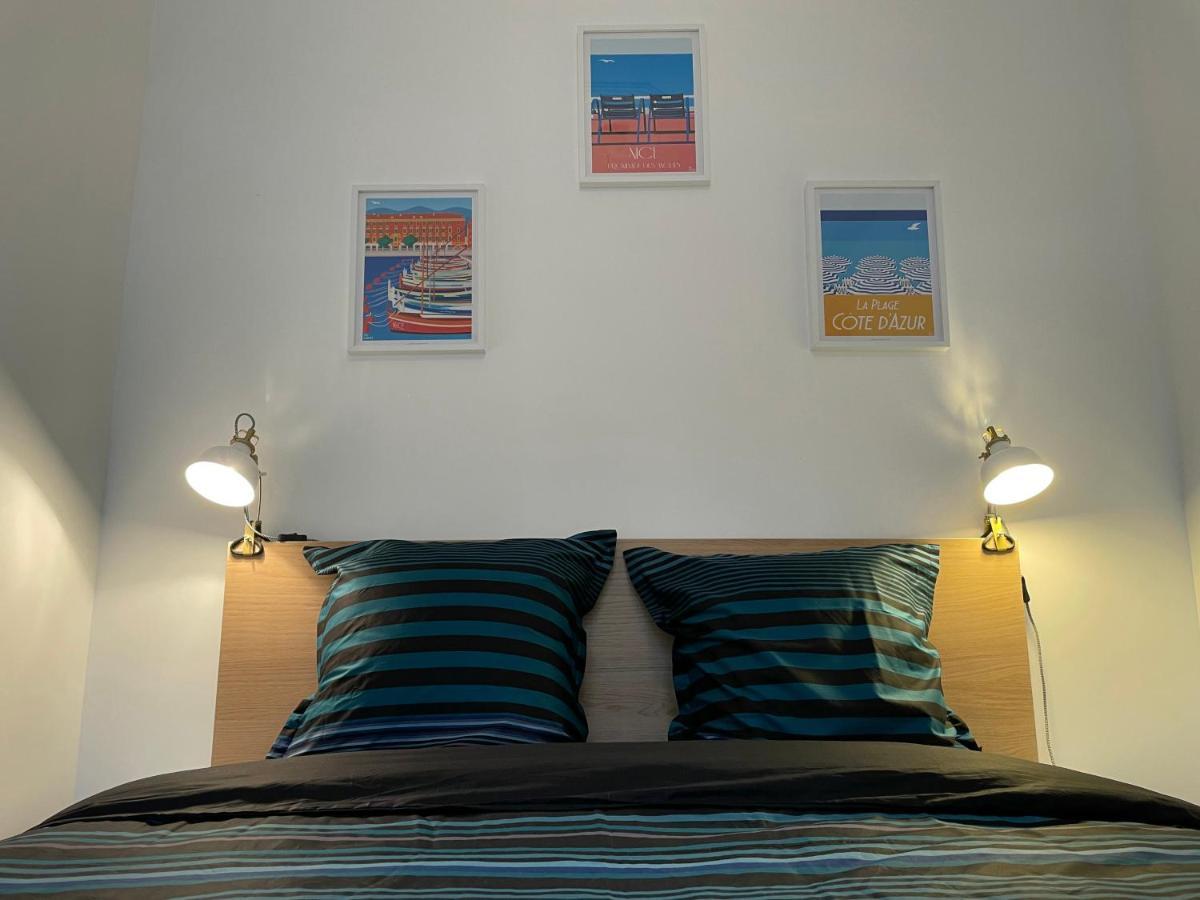 Nice Renting - Notre Dame - Cosy Loft Perfect View On The Roofs Bagian luar foto
