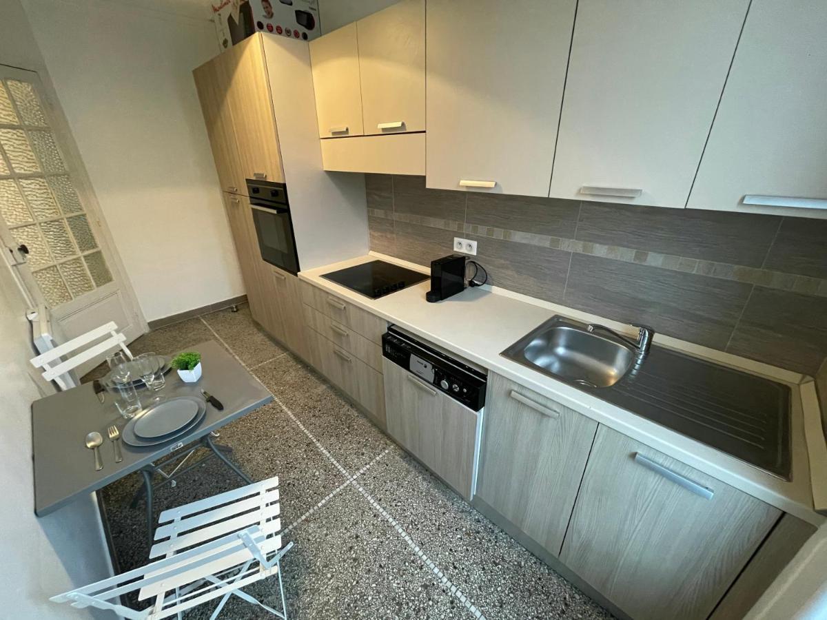 Nice Renting - Notre Dame - Cosy Loft Perfect View On The Roofs Bagian luar foto